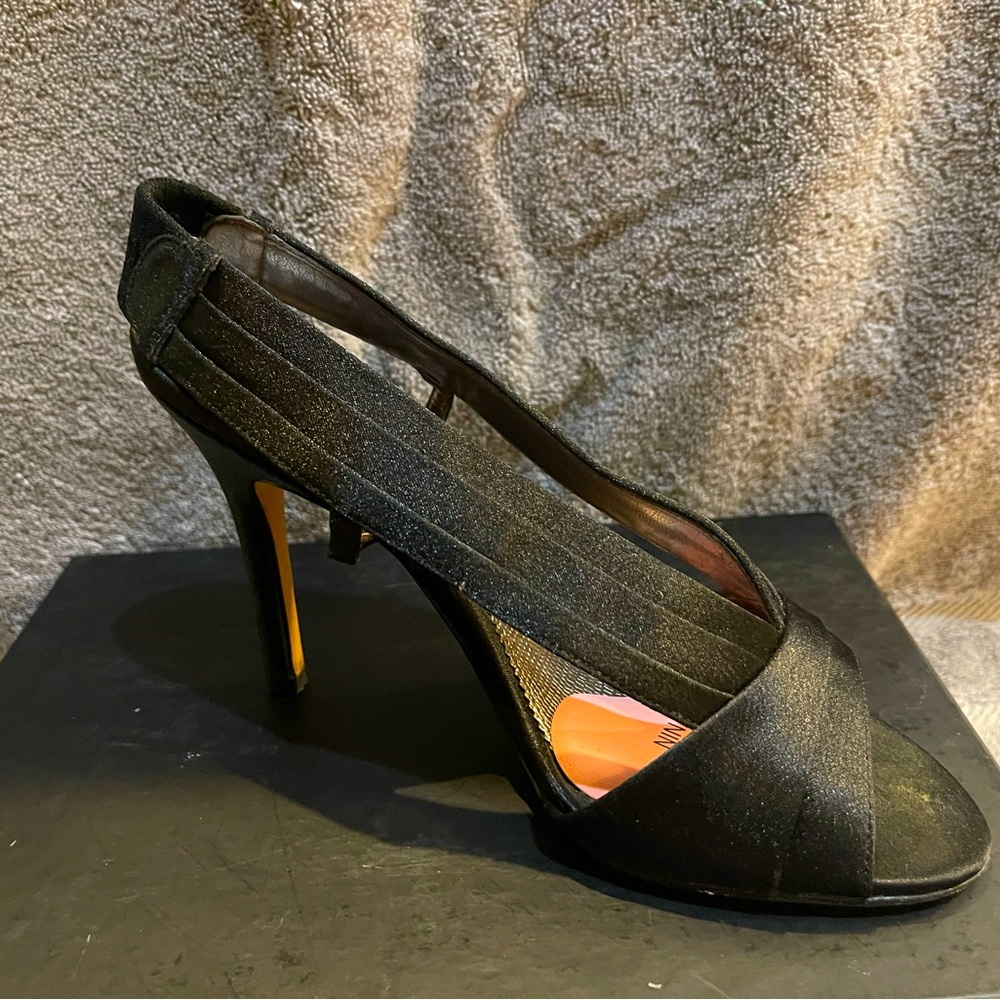 Nina black satin open toe slip on elegant occasion shoe size 7 1/2